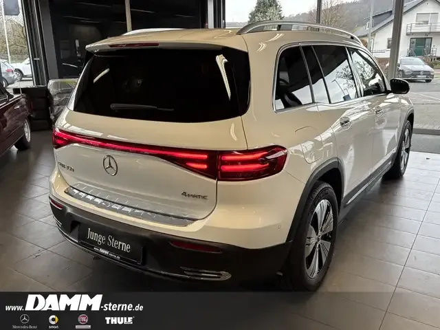 Mercedes-Benz EQB 350