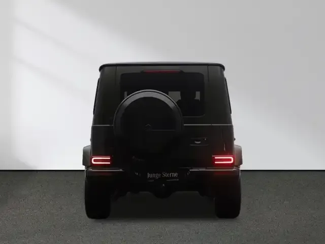 Mercedes-Benz G 500