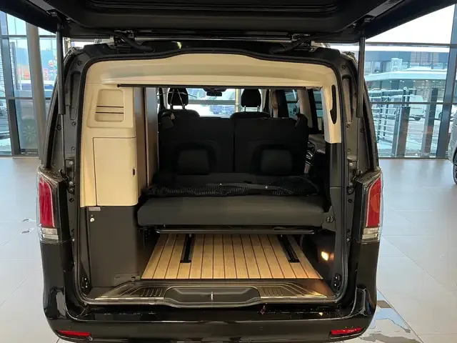 Mercedes-Benz V 250