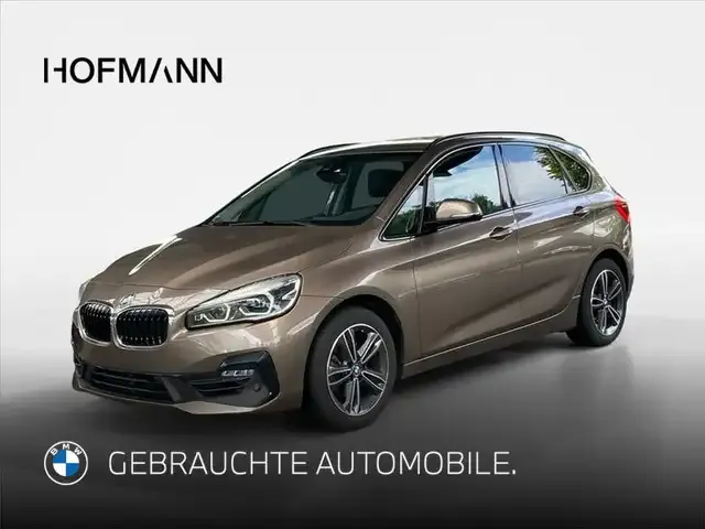 BMW 218