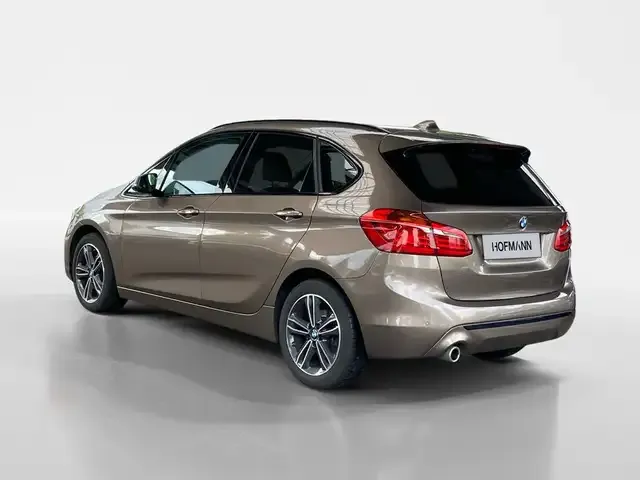 BMW 218