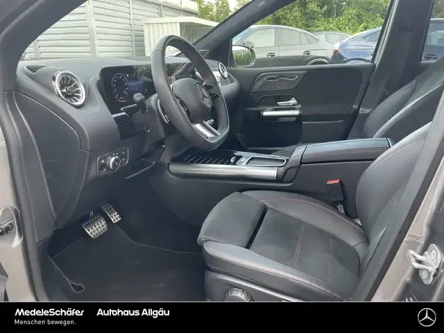 Mercedes-Benz B 250