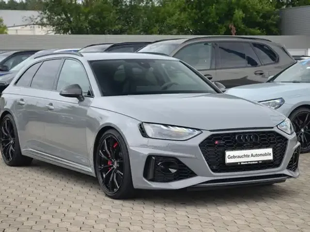 Audi RS4