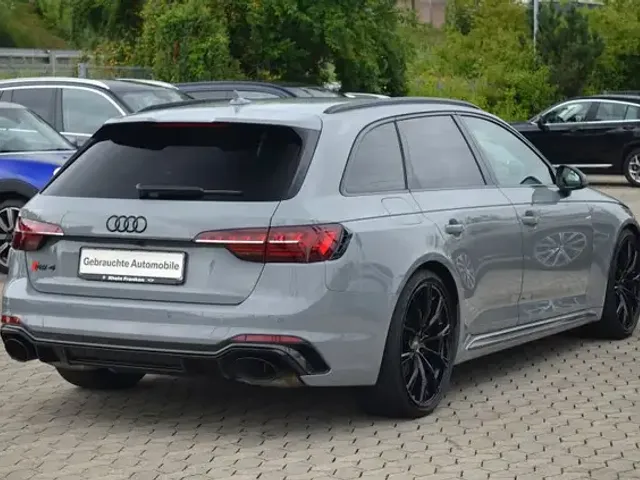Audi RS4