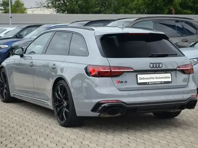 Audi RS4
