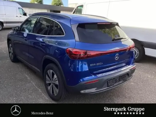 Mercedes-Benz EQA 250