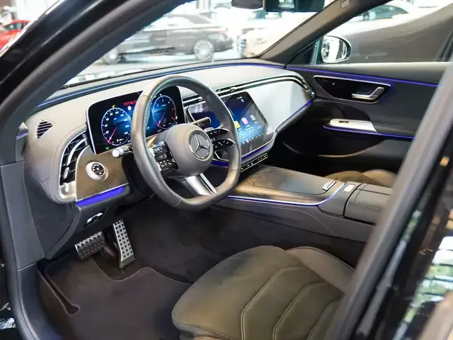 Mercedes-Benz E 220