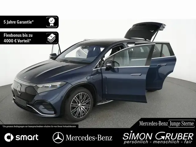 Mercedes-Benz EQS SUV