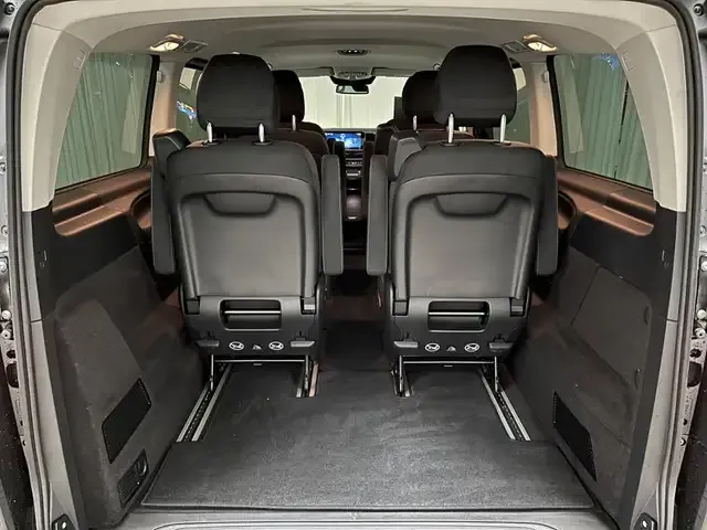 Mercedes-Benz V 220