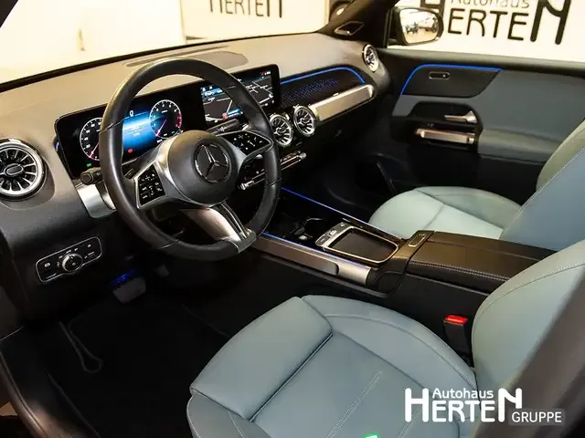 Mercedes-Benz GLB 200