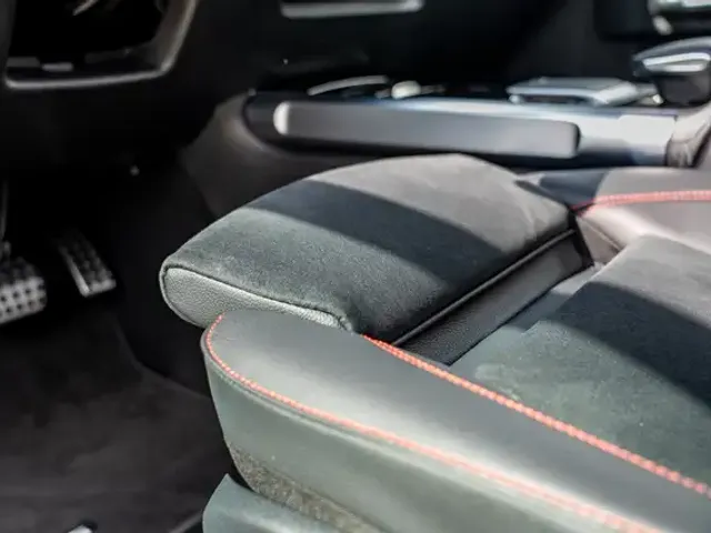 Mercedes-Benz EQB 250