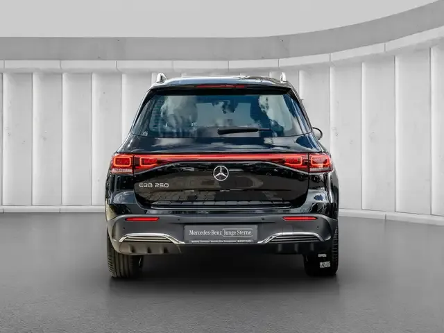 Mercedes-Benz EQB 250