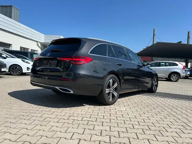 Mercedes-Benz C 220
