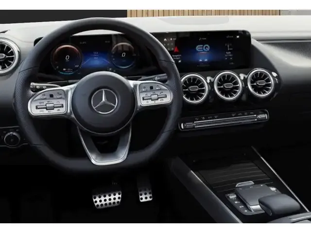 Mercedes-Benz EQA 300