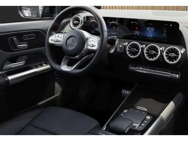 Mercedes-Benz EQA 300