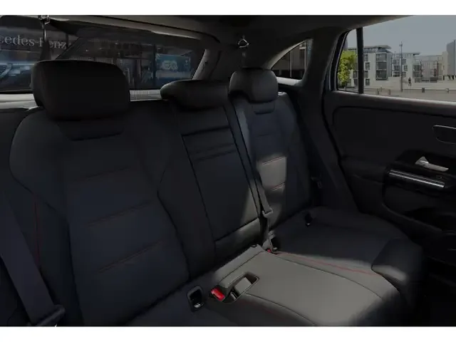 Mercedes-Benz EQA 300