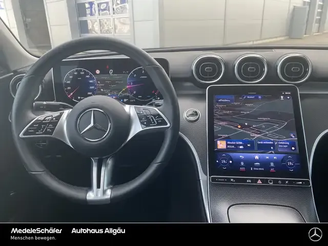 Mercedes-Benz C 220
