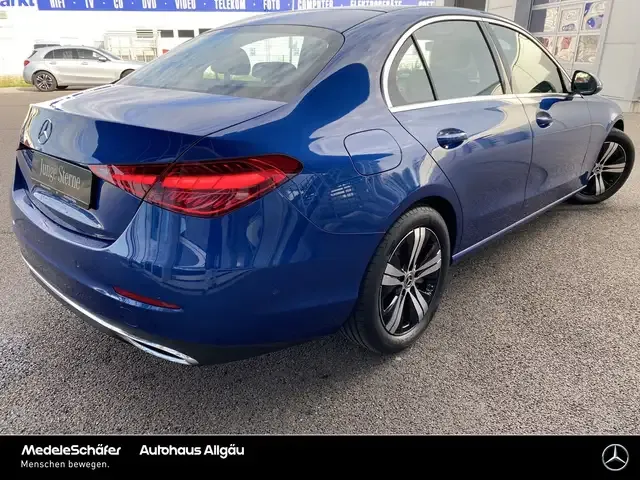 Mercedes-Benz C 220