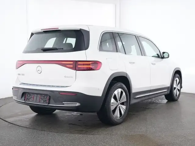 Mercedes-Benz EQB 300