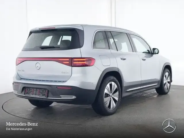 Mercedes-Benz EQB 300