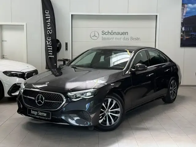 Mercedes-Benz E 220