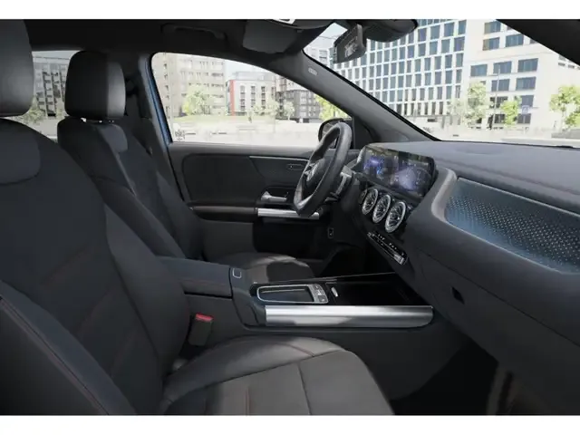 Mercedes-Benz EQA 300