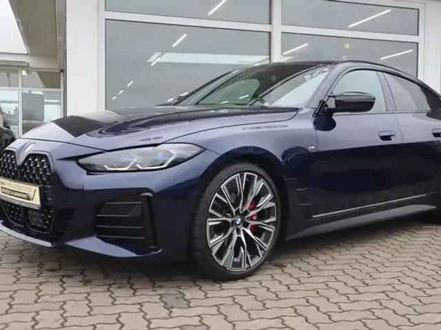 BMW 440
