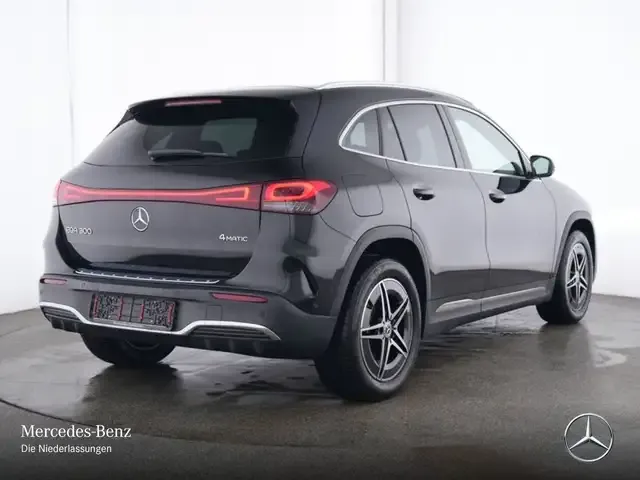 Mercedes-Benz EQA 300