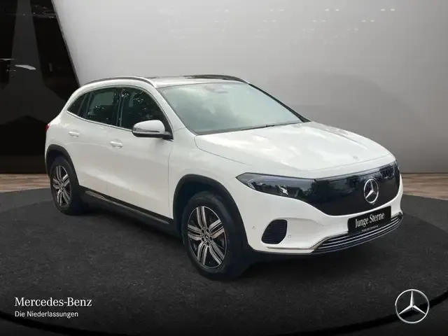 Mercedes-Benz EQA 300