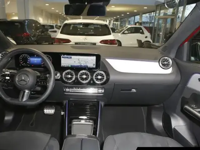 Mercedes-Benz GLA 180