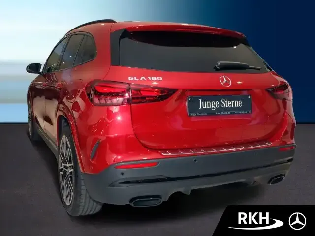 Mercedes-Benz GLA 180