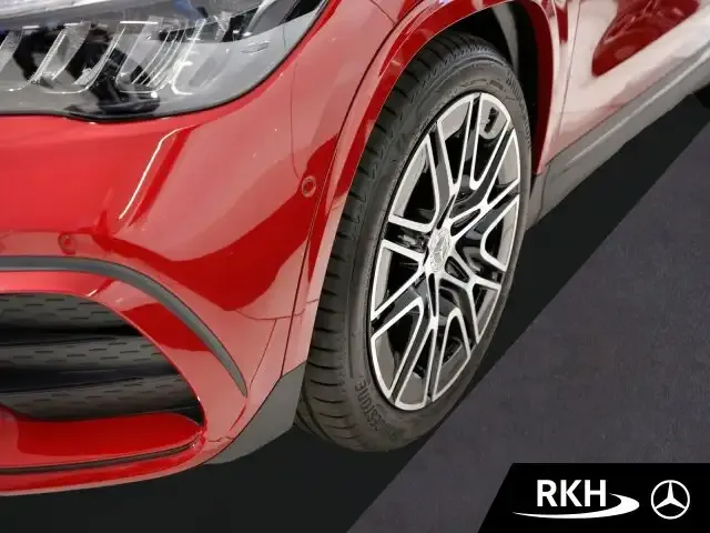 Mercedes-Benz GLA 180