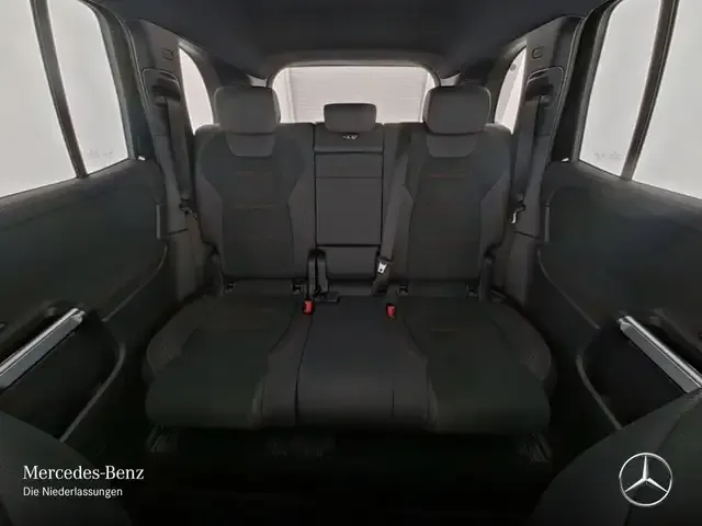Mercedes-Benz EQB 350