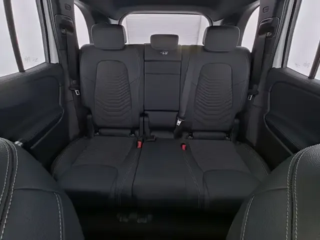 Mercedes-Benz EQB 300