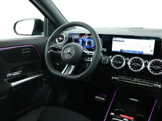 Mercedes-Benz GLA 180
