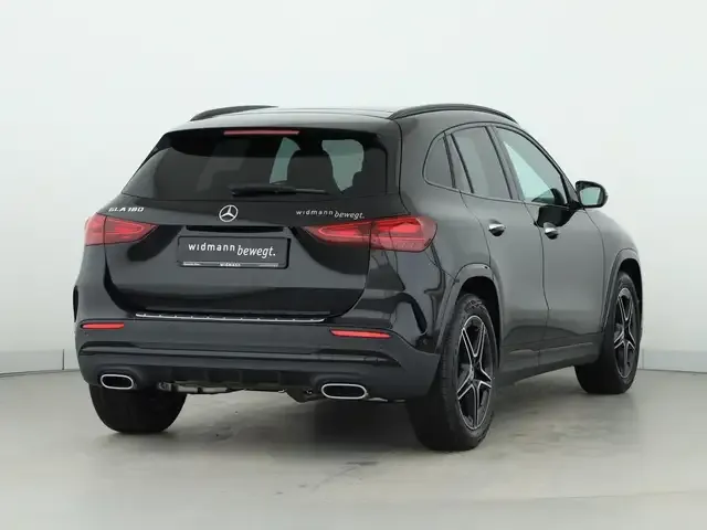 Mercedes-Benz GLA 180