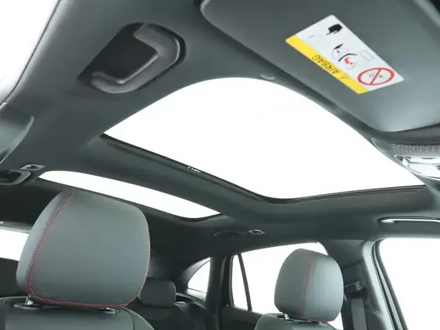 Mercedes-Benz GLA 180