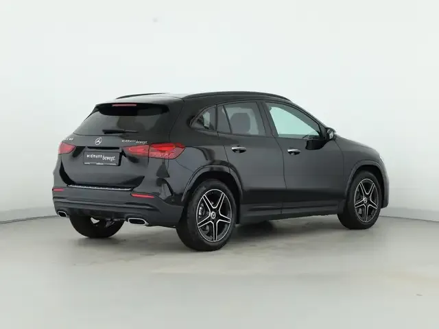 Mercedes-Benz GLA 180