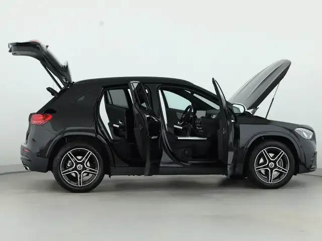 Mercedes-Benz GLA 180