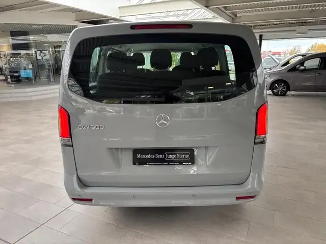 Mercedes-Benz EQV 300