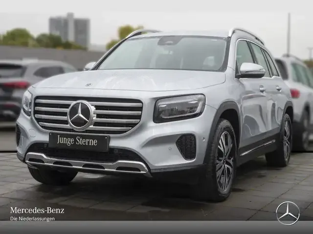 Mercedes-Benz GLB 200