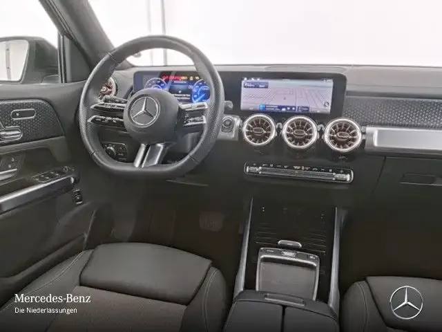 Mercedes-Benz EQB 250