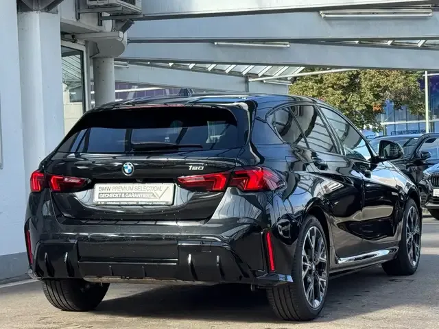 BMW 120