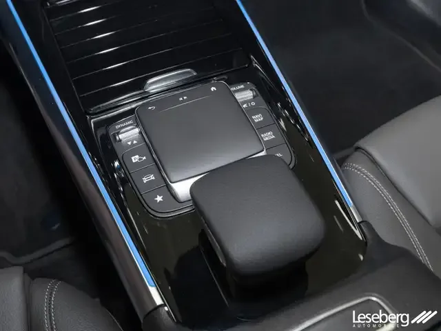 Mercedes-Benz EQA 300