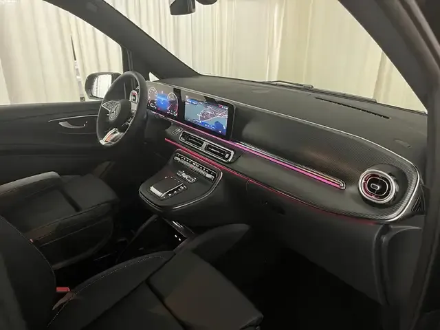 Mercedes-Benz V 220