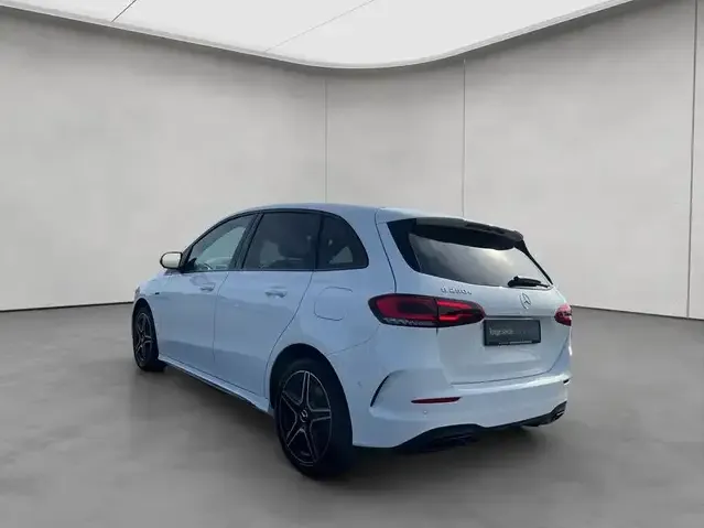 Mercedes-Benz B 250