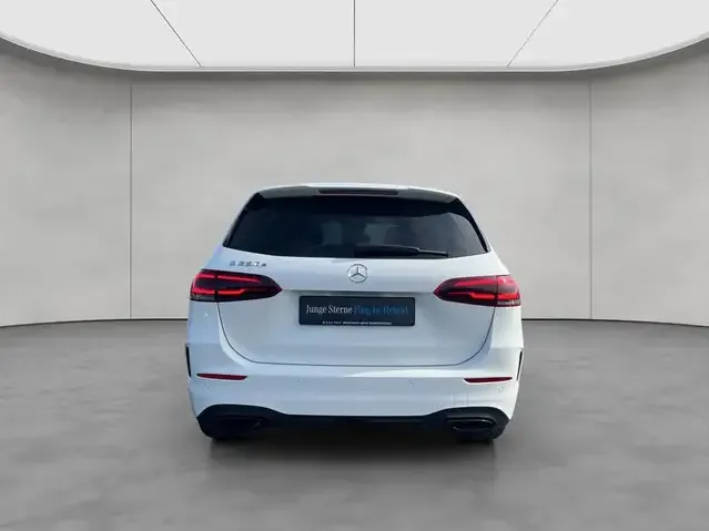 Mercedes-Benz B 250