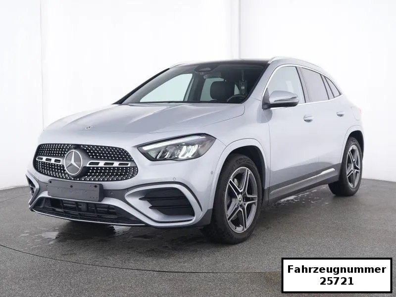 Mercedes-Benz GLA 200