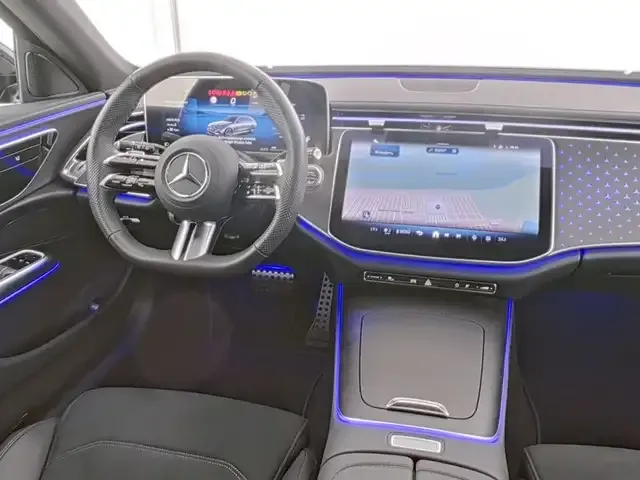 Mercedes-Benz E 200