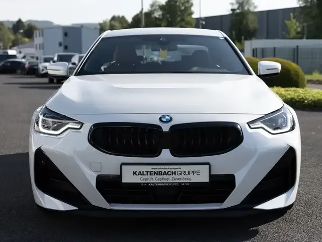 BMW 220